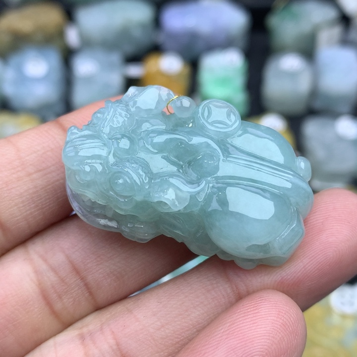 翡翠颈饰未镶嵌天然缅甸翡翠貔貅吊坠