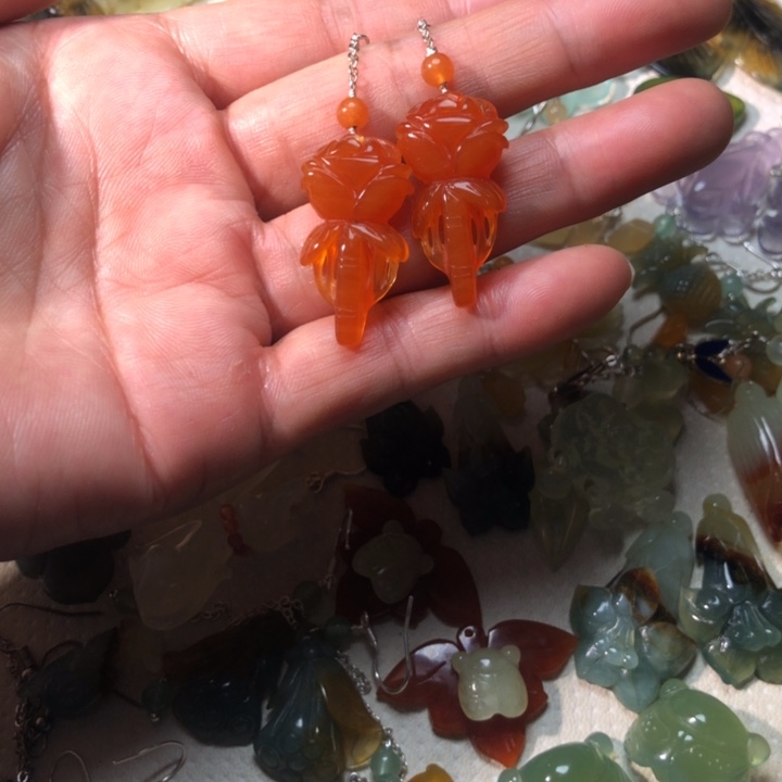 净***土蛇纹石玉未镶嵌耳坠