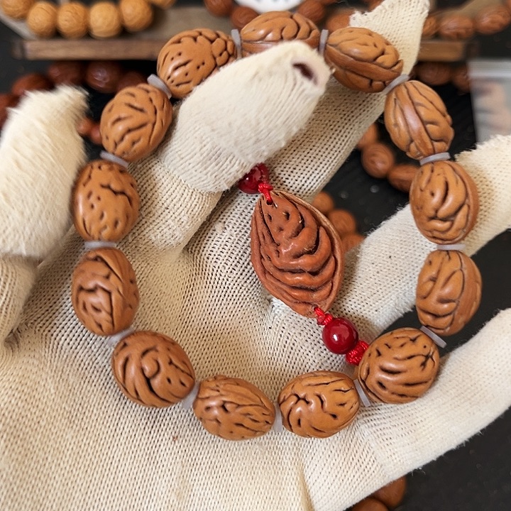 小***爸探险128696886699