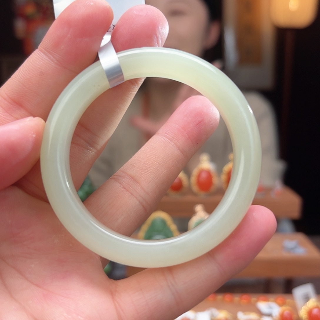和田玉挂件未镶嵌uu30手镯51mm