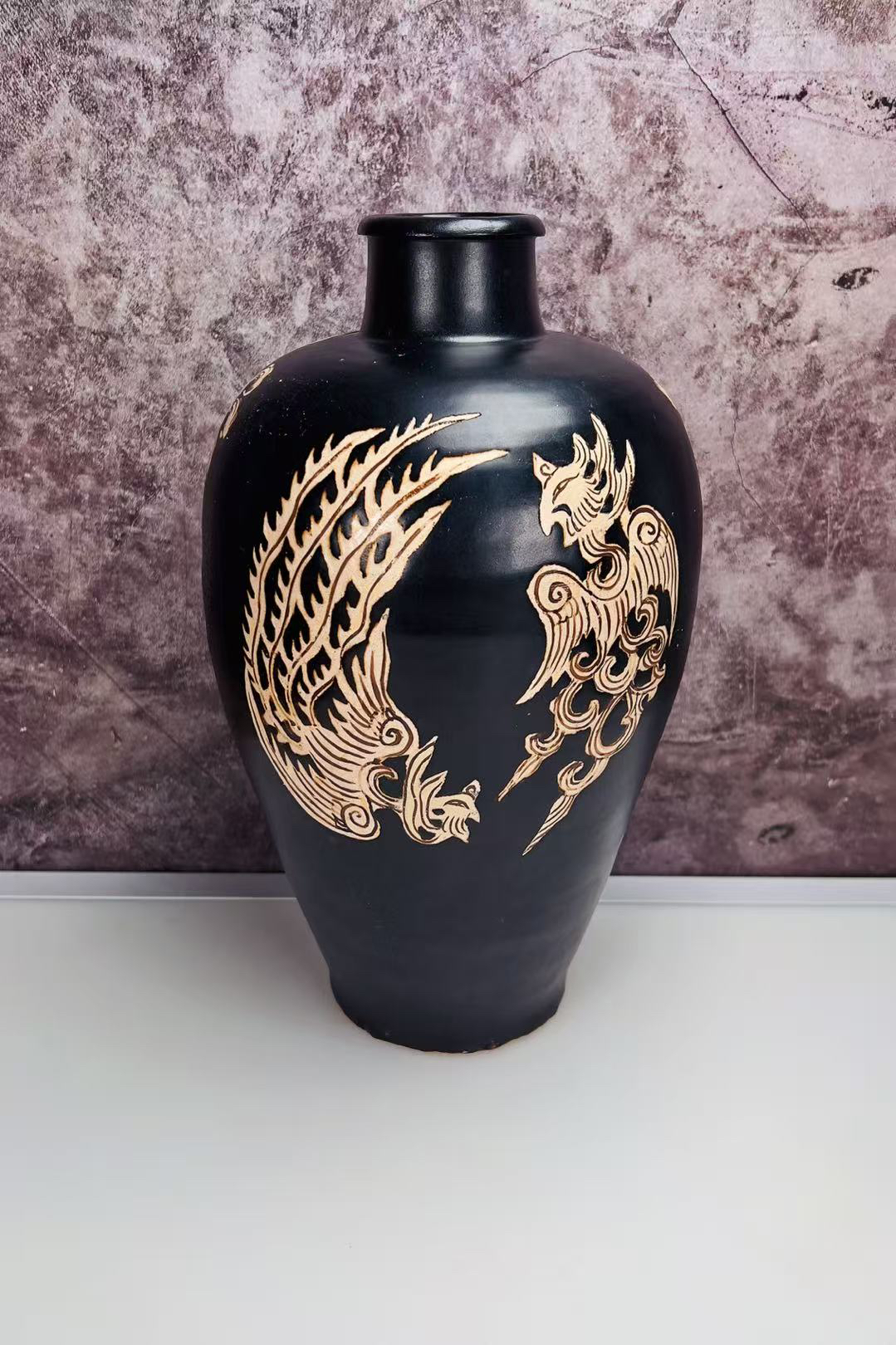 吉州窑黑釉双凤瓶 NS