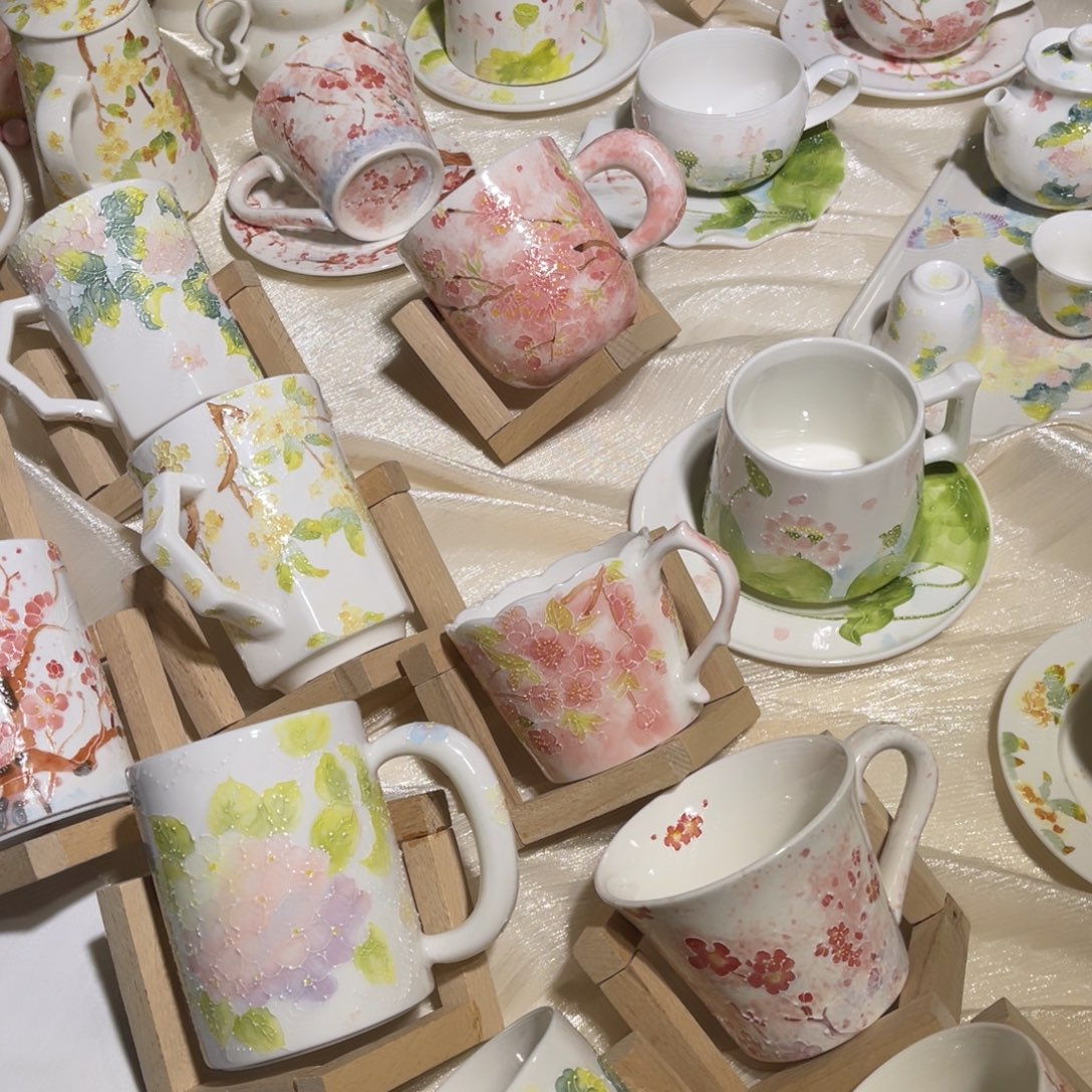 陶瓷哈哈哈哈哈哈哈