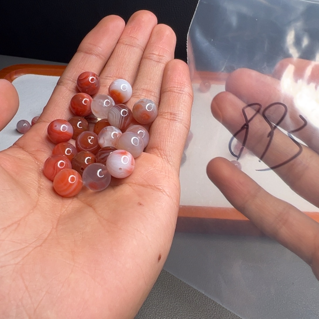 南红玛瑙未镶嵌893号南红10.5+，20粒