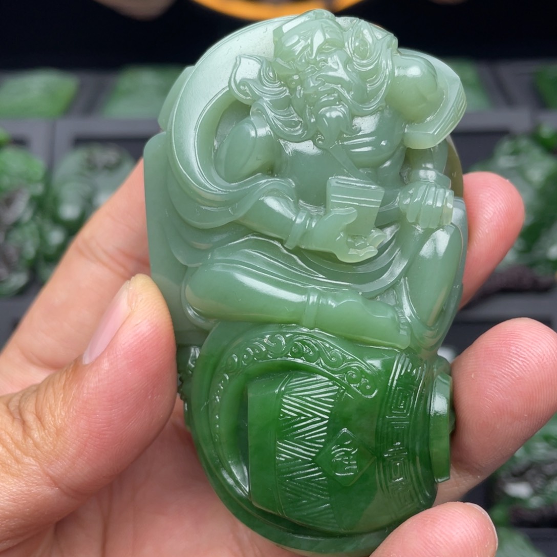 和田玉颈饰未镶嵌大**哥