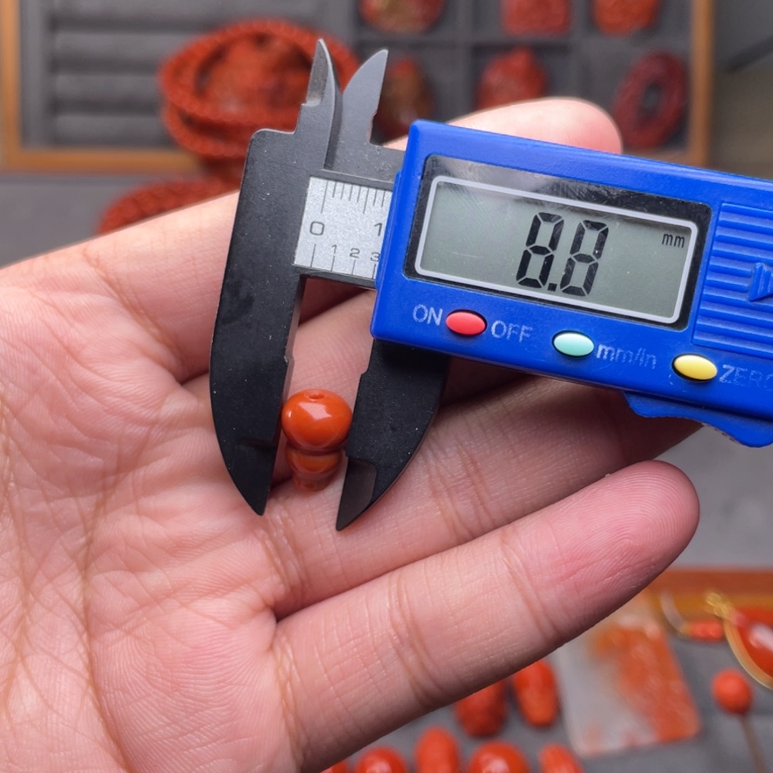 金***子南红玛瑙未镶嵌配饰