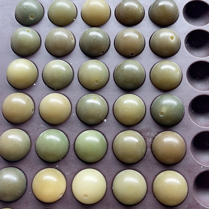 白玉菩提吊坠微瑕13青提圆50