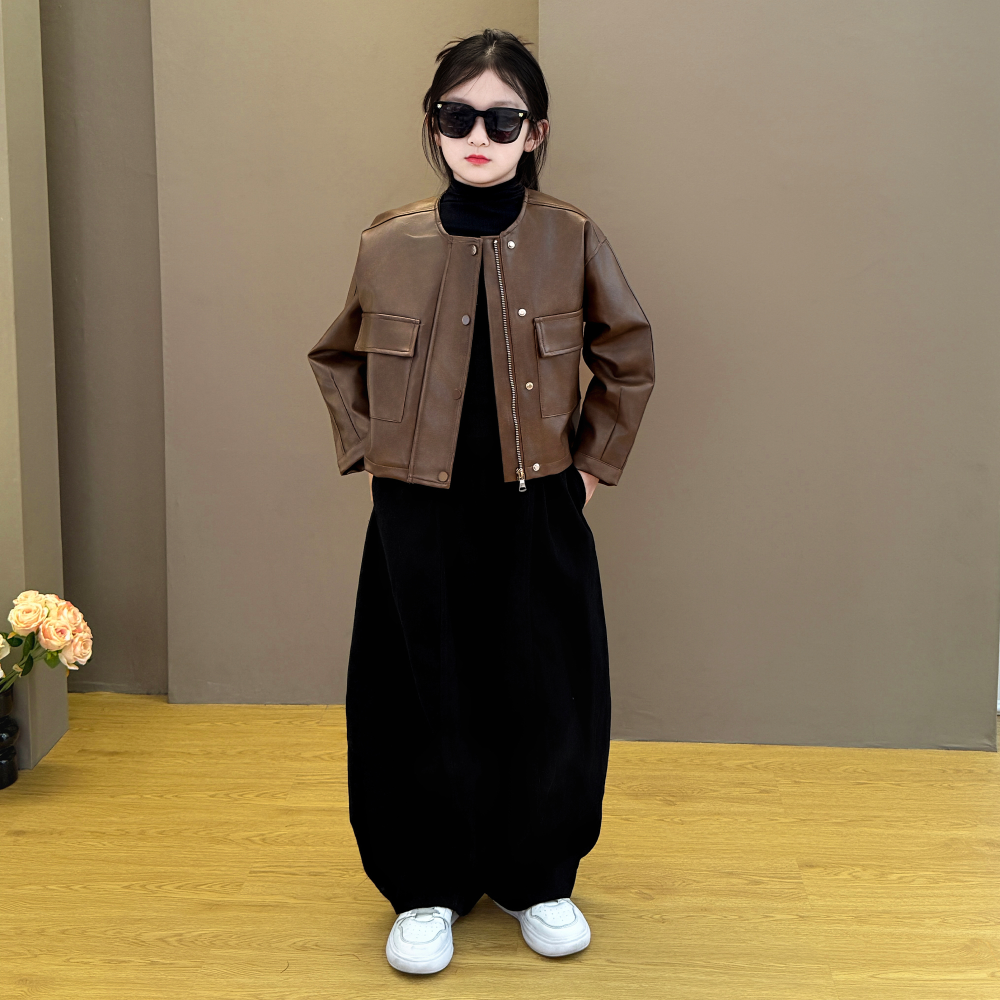 女童皮衣2025新款儿童套装复古夹克外套毛衣春秋季阔腿裤三件套潮