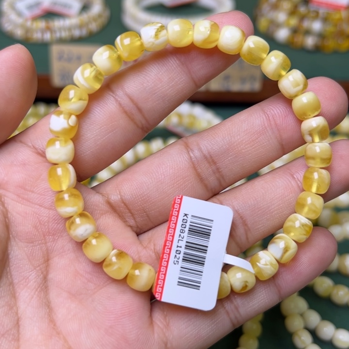 蜜蜡未镶嵌珠宝奇石