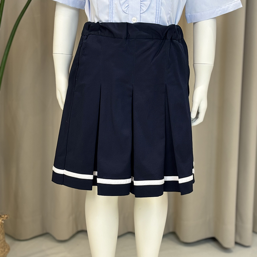 银湖路小学纱卡百褶裙