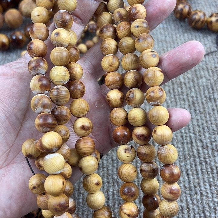 木锋***源太行崖柏1.2。。。。。。。。