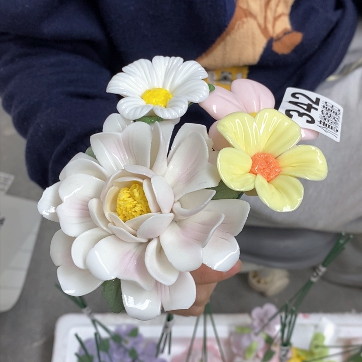 摆件陶瓷材料研究