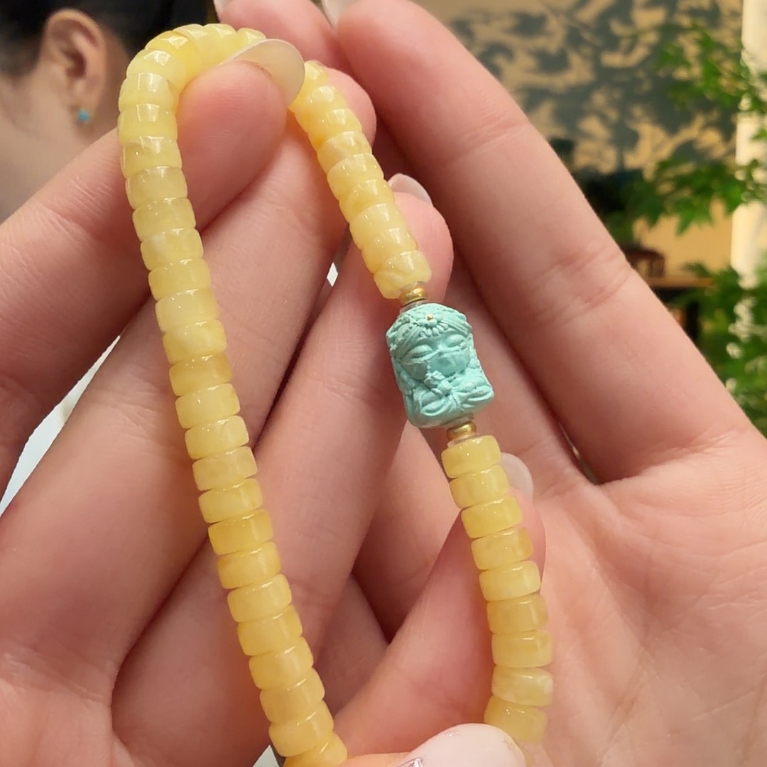 绿松石未镶嵌颈饰