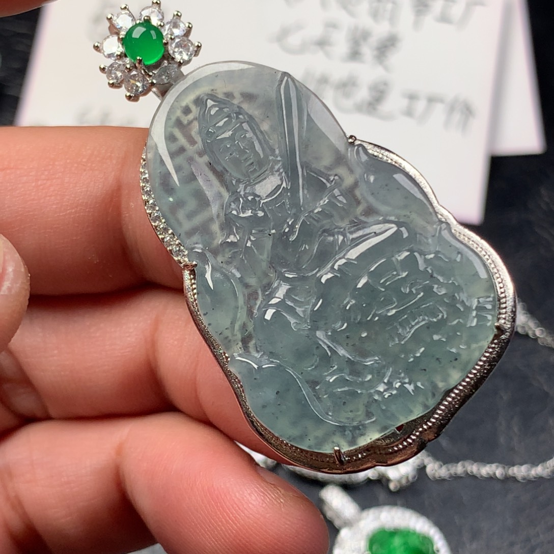 颈饰未镶嵌翡翠文殊