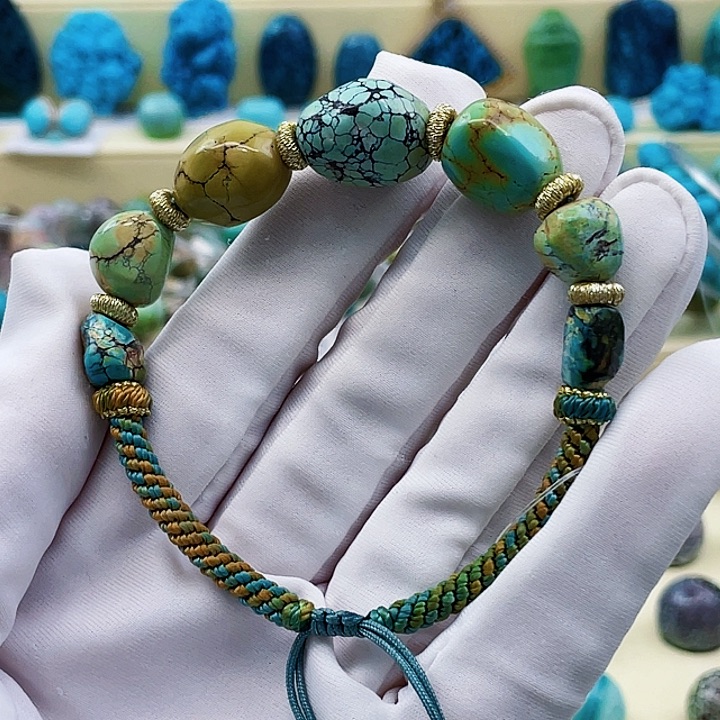 绿松石未镶嵌挂件