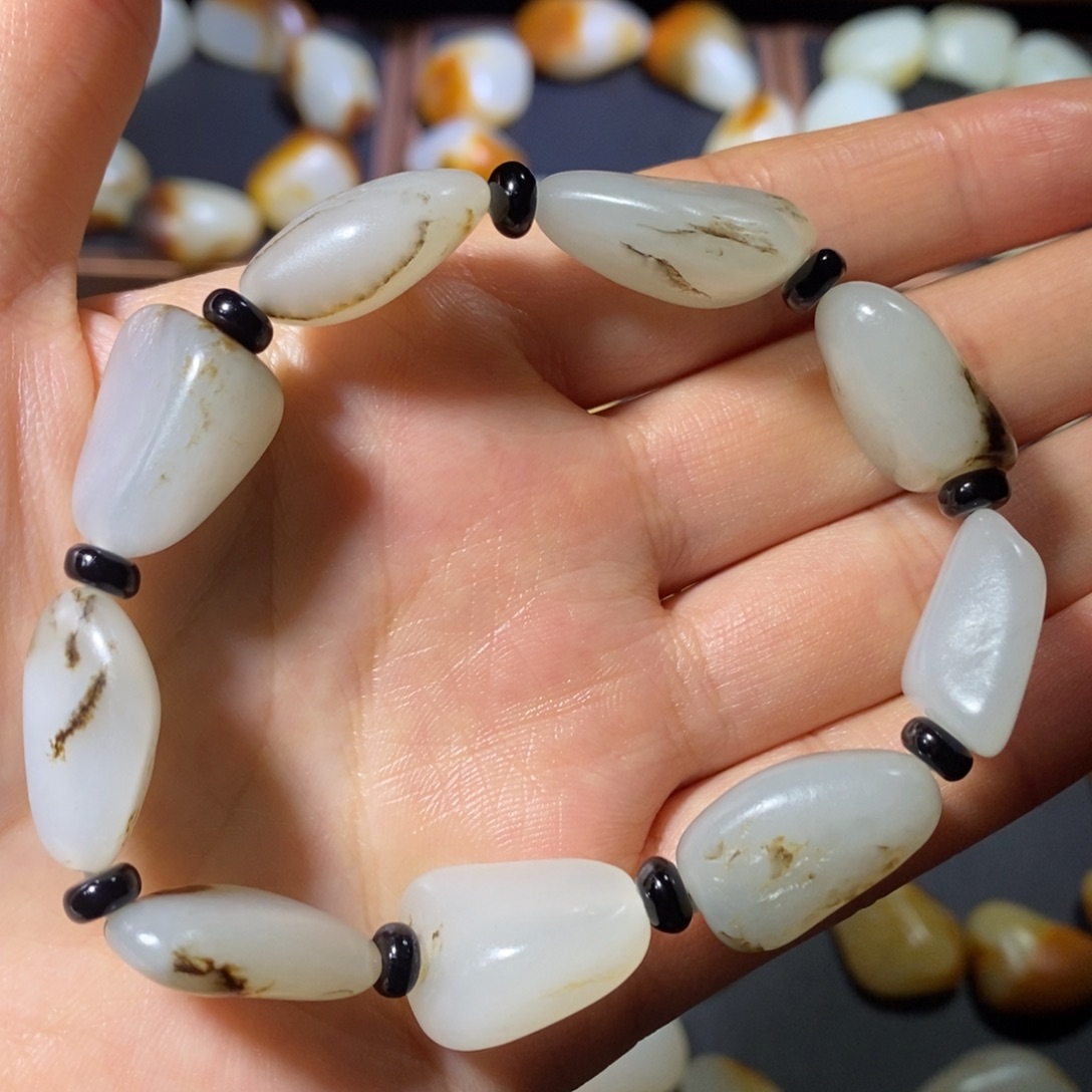 和田玉未镶嵌手链