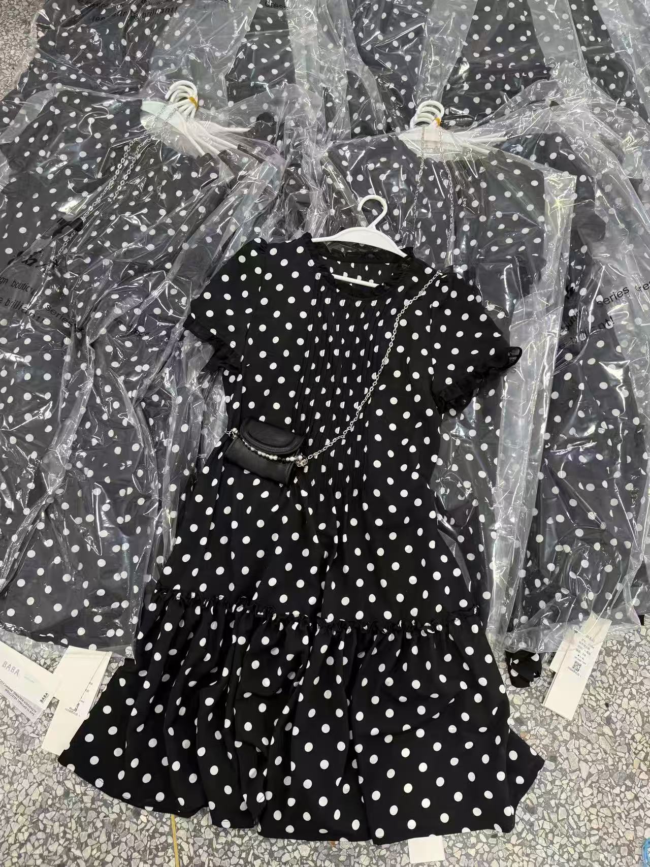 10358【来自艾米精品】波点休闲百搭时尚连衣裙