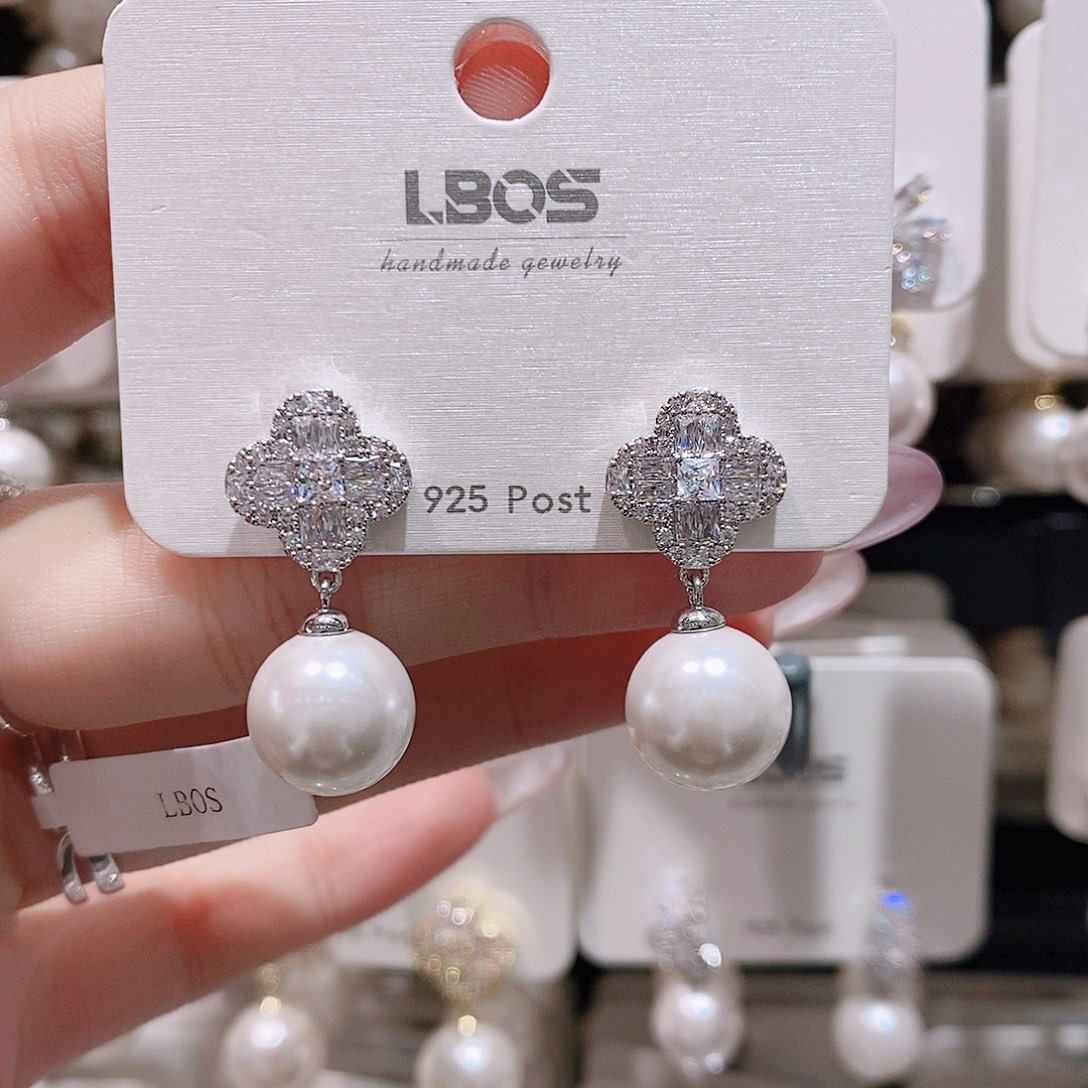 锆石铜合金合金银色