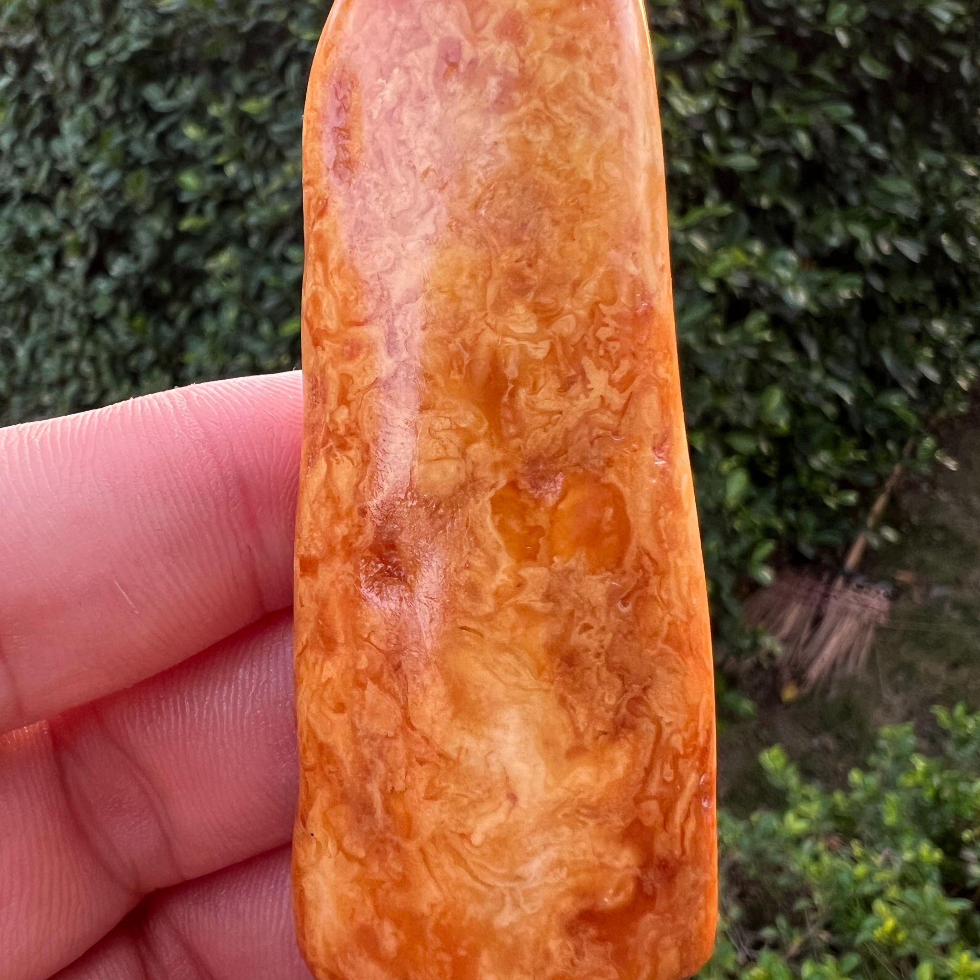 天然原矿全皮蜜蜡原石白蜡手把件 器型规整 松香味浓郁 重14.8克