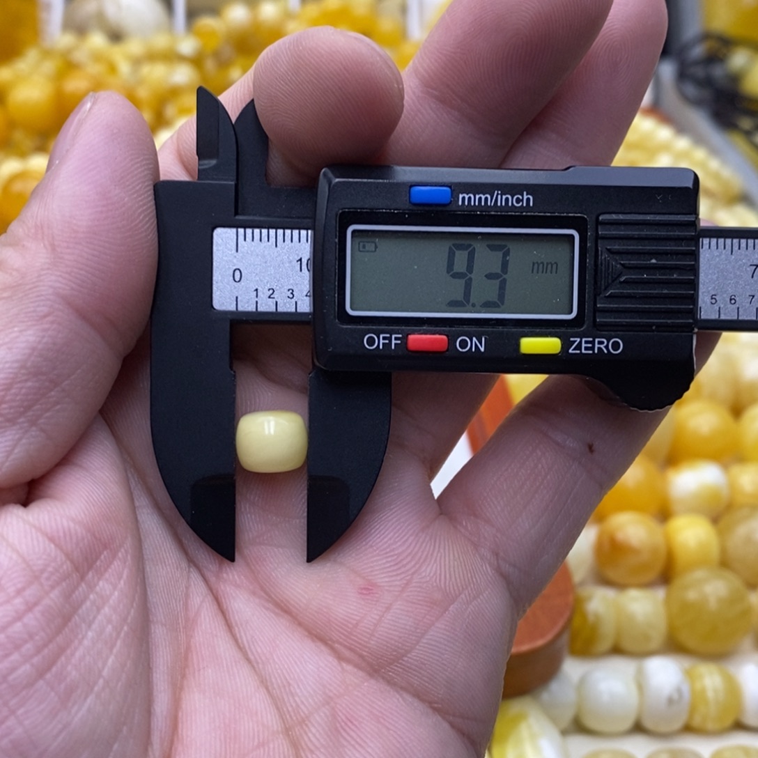 琥珀未镶嵌珠宝奇石8*9mm