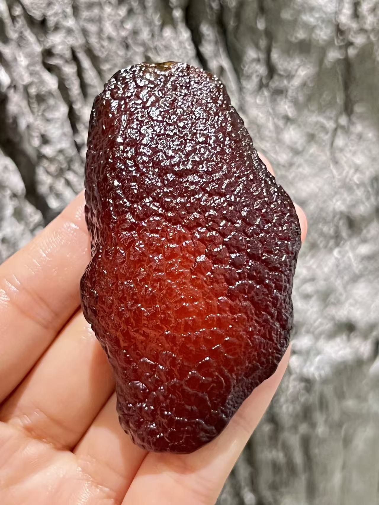 纯天然蜜蜡精品荔枝皮原皮  大颗粒皮纹  微微氧化口  器型规整 