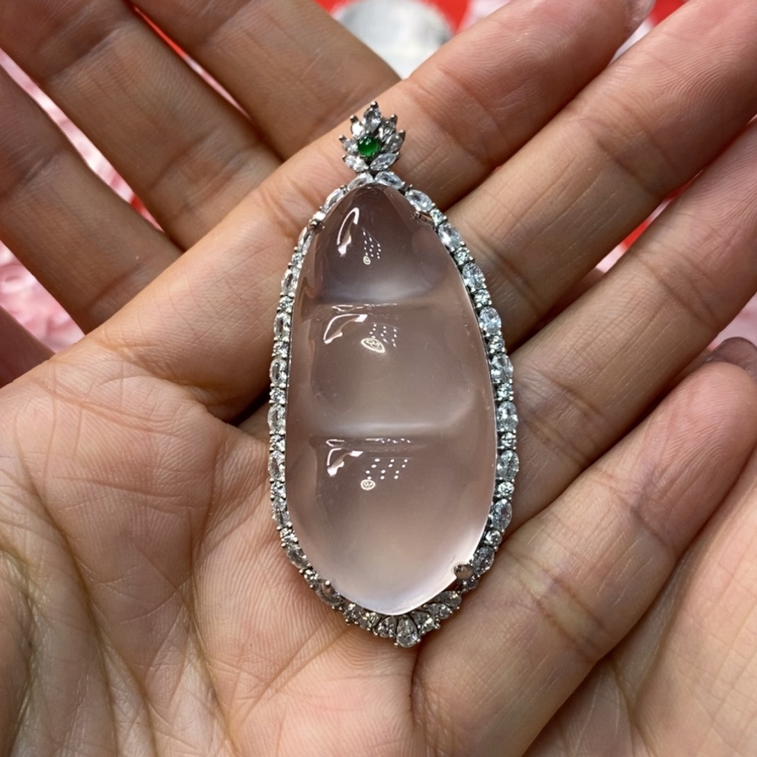 释***）石英质玉银S925镶嵌吊坠