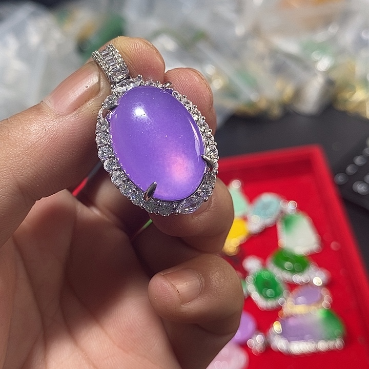 翡翠颈饰未镶嵌价格