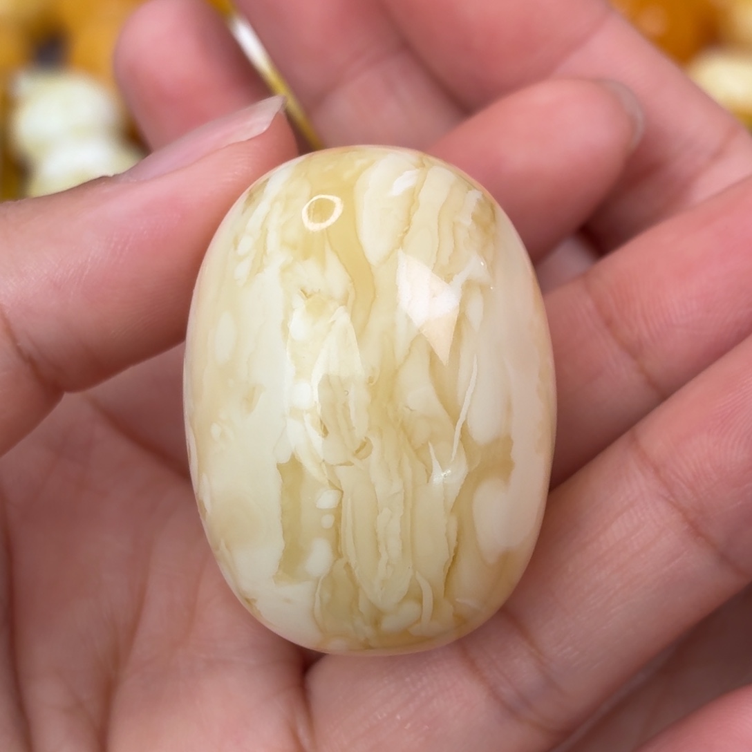 蜜蜡未镶嵌吊坠(不含链)枣珠