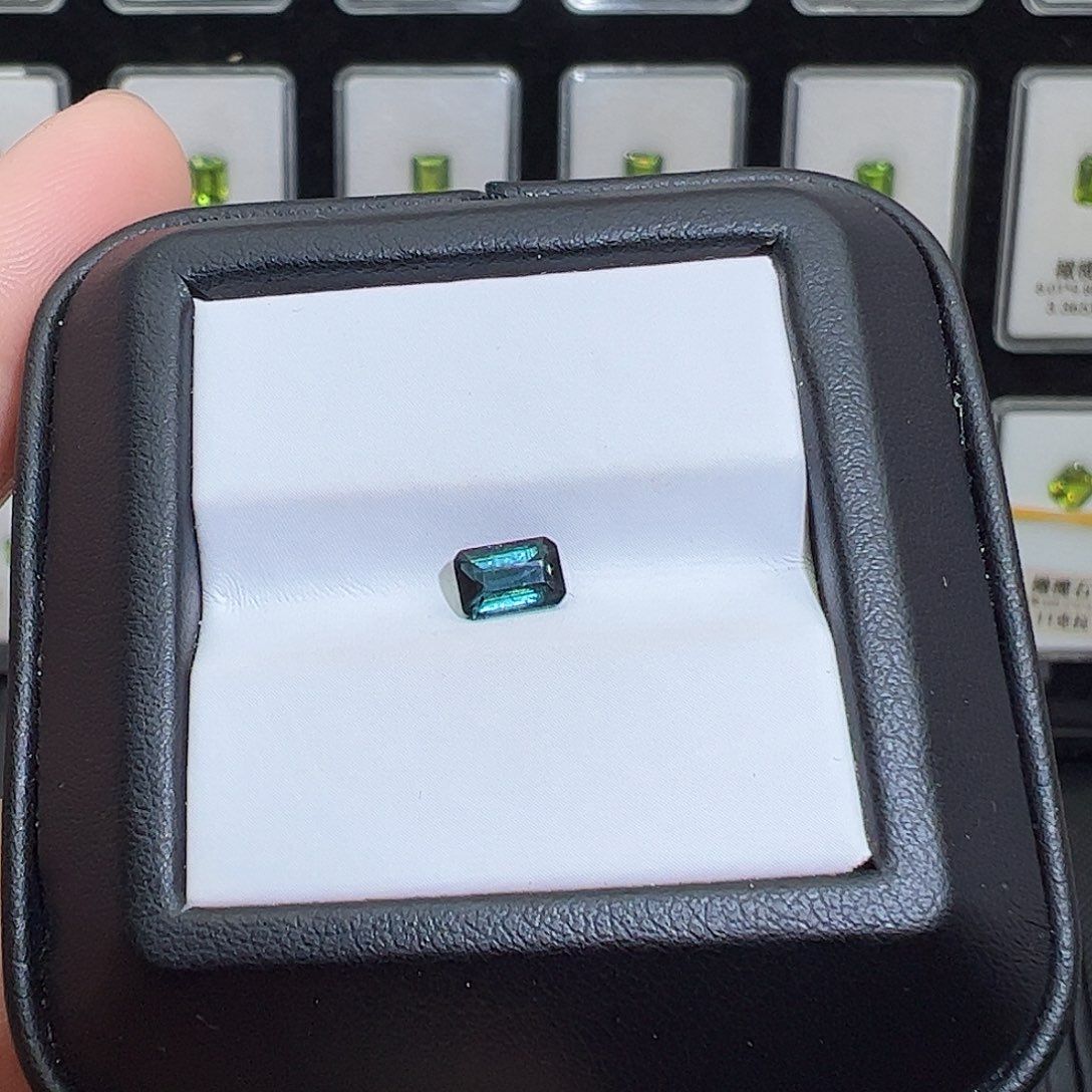 裸石碧玺未镶嵌4✖️6，特价漏