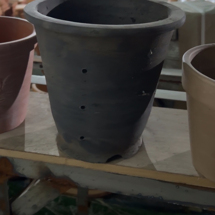 20×21 黑陶金钟微瑕