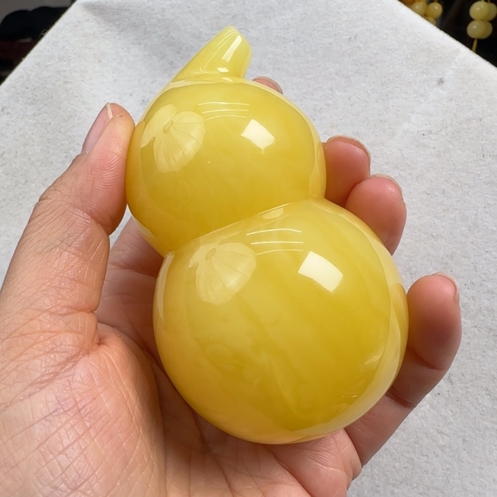 蜜蜡珠宝奇石未镶嵌