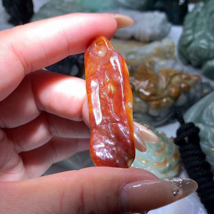 翡翠未镶嵌颈饰保真天然A货翡翠