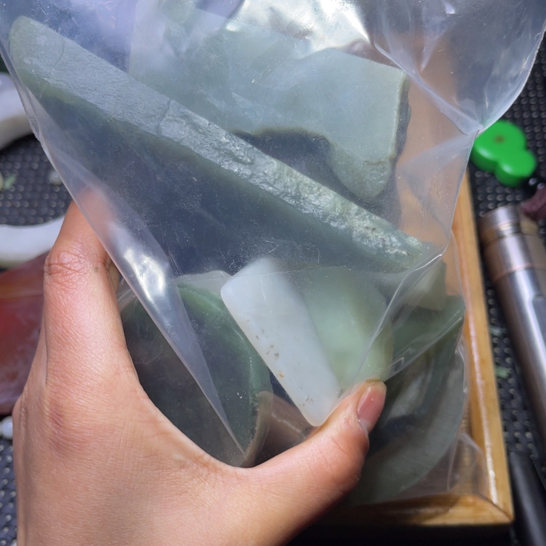 未镶嵌手镯和田玉博