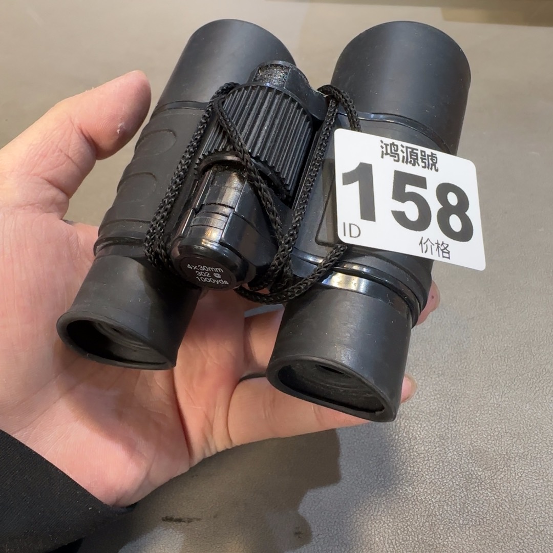 如***藏树脂中古美术装饰工艺品