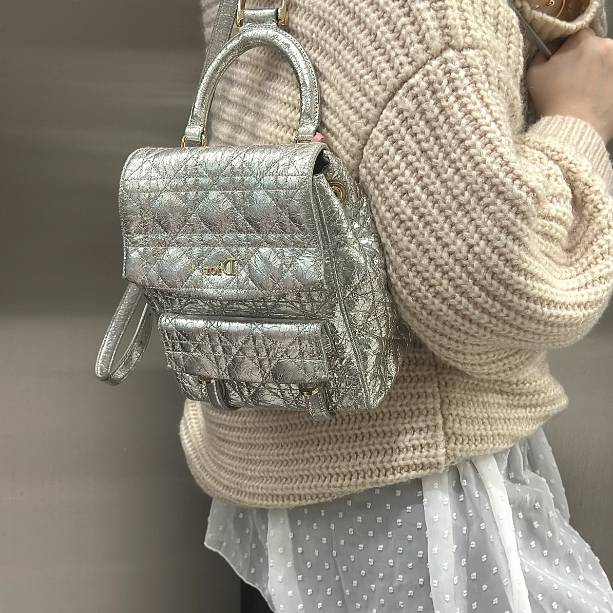 99新 DIOR/迪奥 银色双肩包