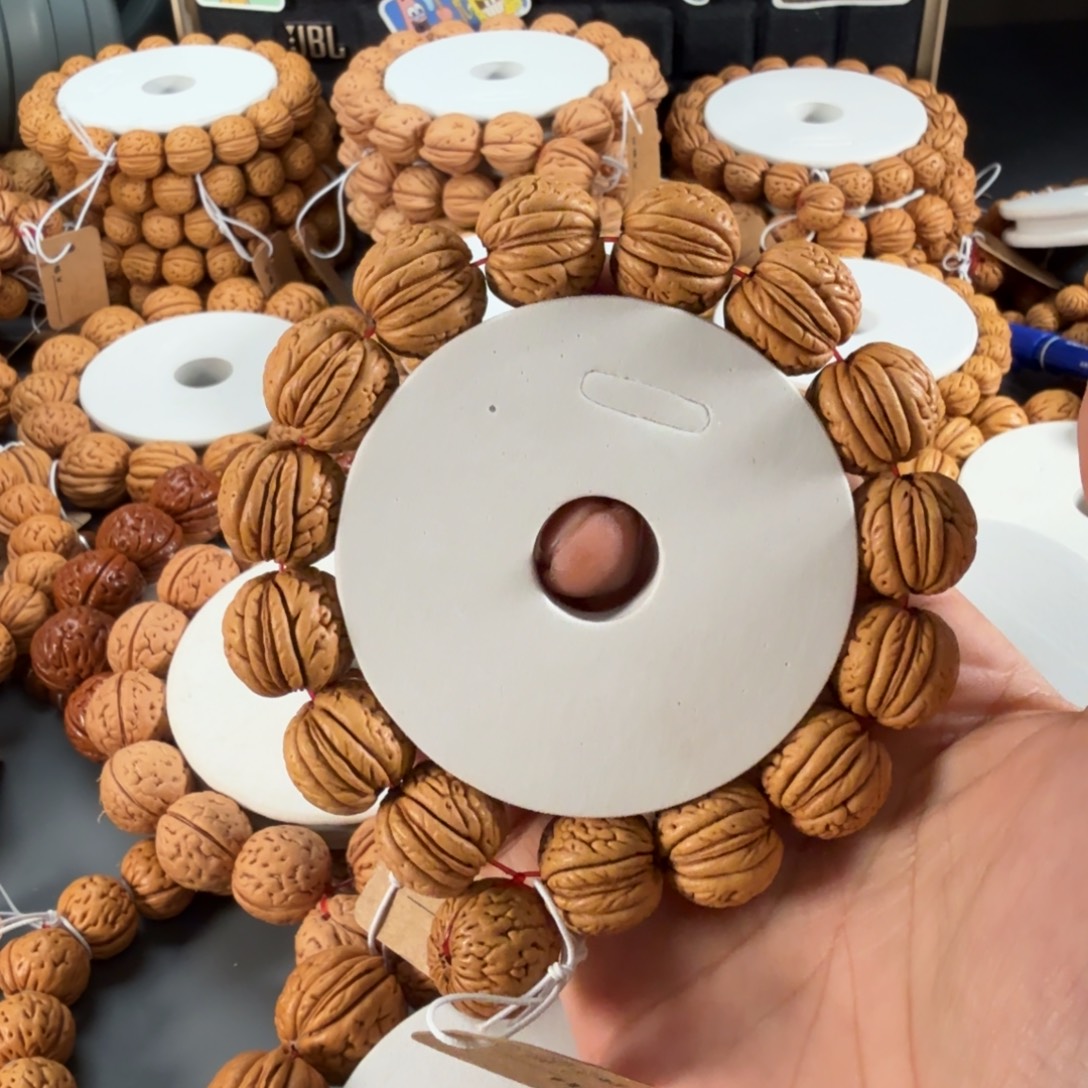 大***奇手串桃核18脑纹肥脐