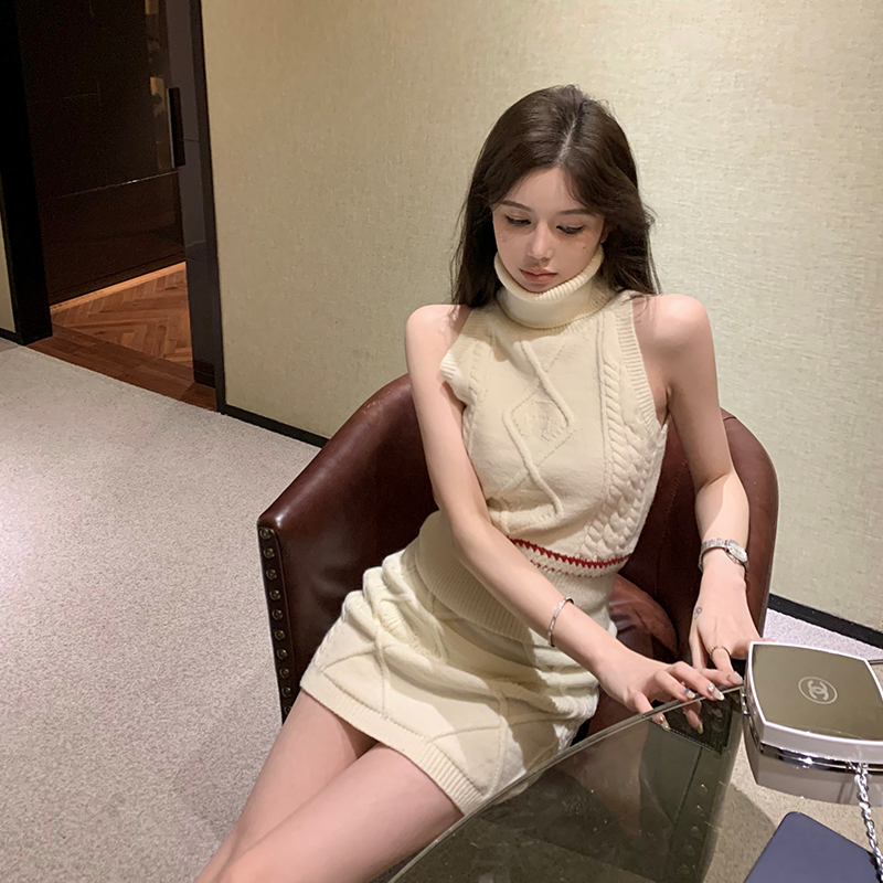 titi小姐姐【软糯糯&甜欲嗲妹】高领背心上衣针织包臀半裙套装女