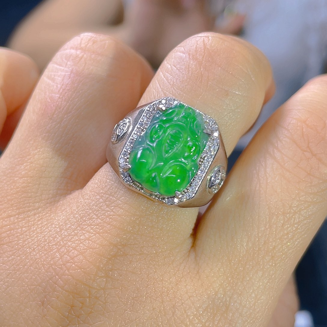 翡翠戒指银S925镶嵌天然