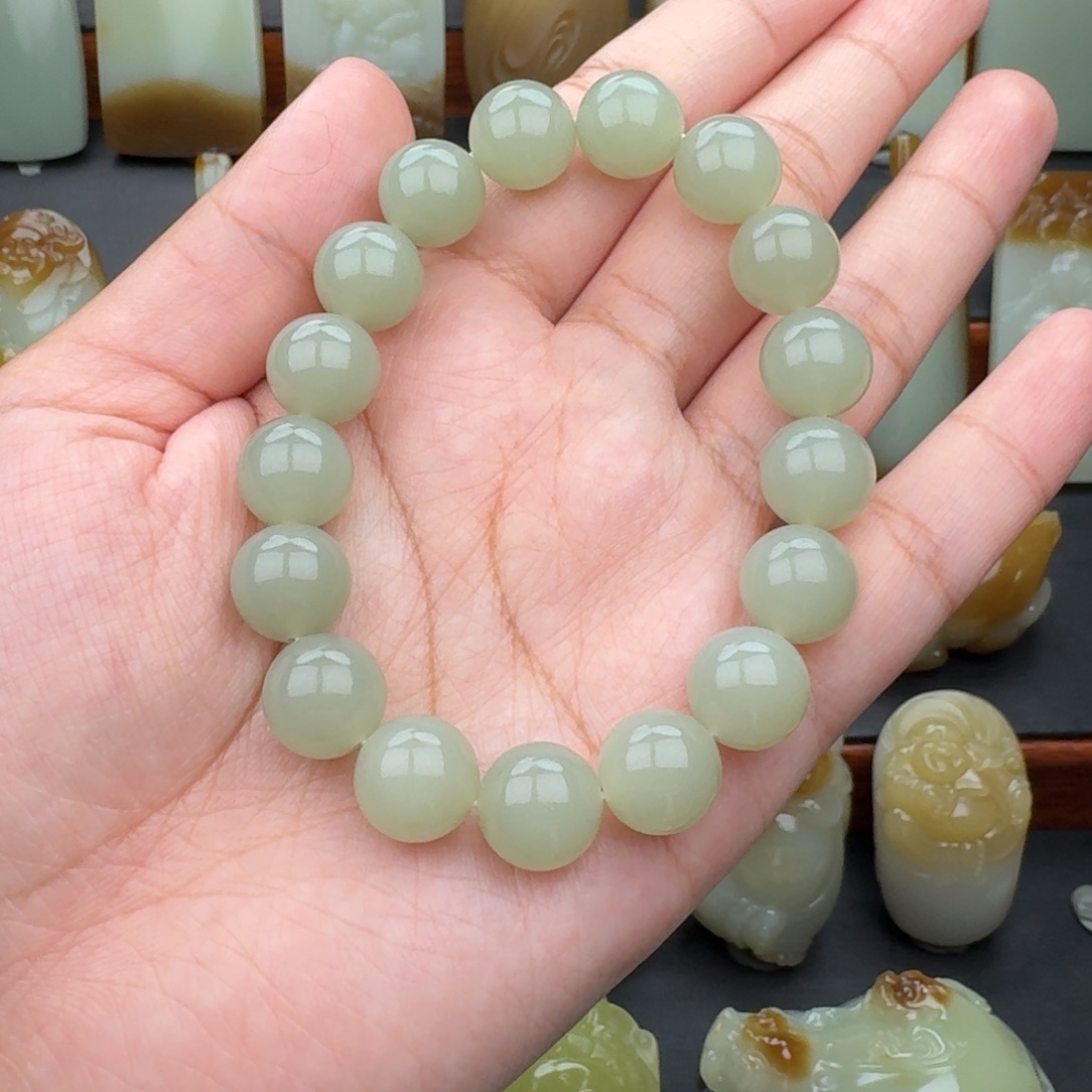 和田玉未镶嵌手串