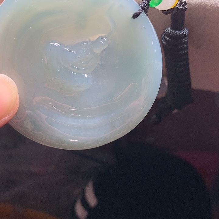 翡翠颈饰未镶嵌吊坠