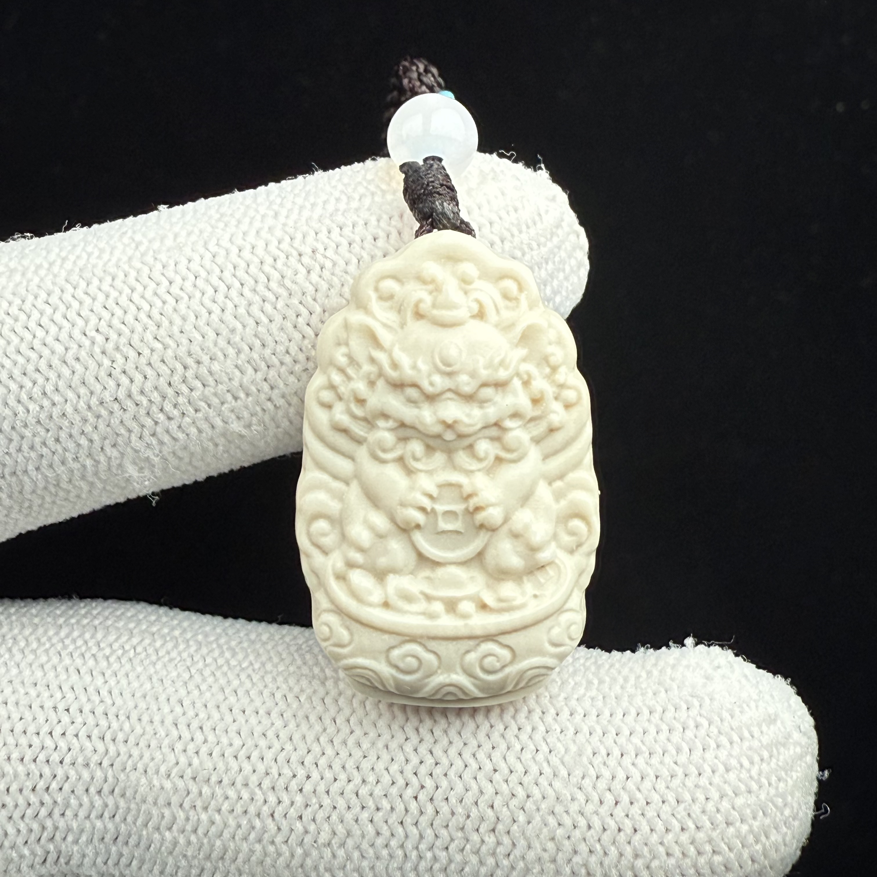 H7486天然猛犸 雕刻牌约18.8*29*9mm一物一图 假一罚十