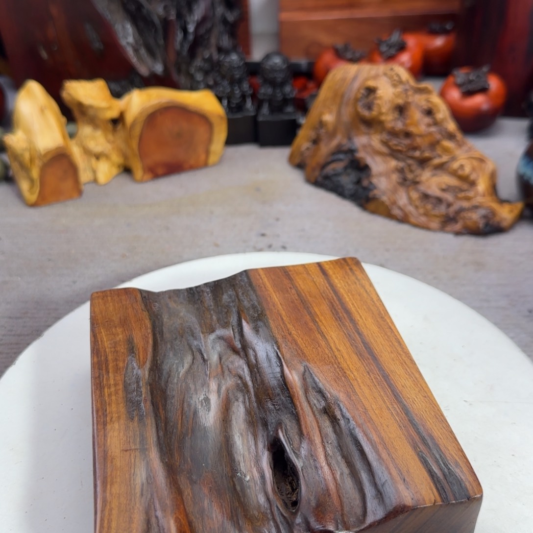 大果紫檀（缅甸花梨）品*