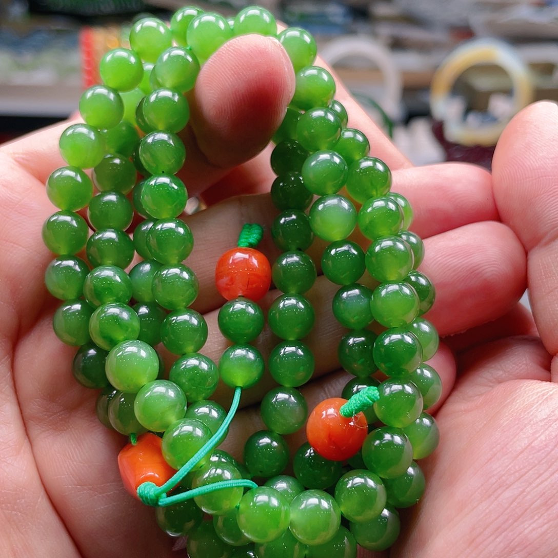 和田玉（碧玉）颈饰未镶嵌