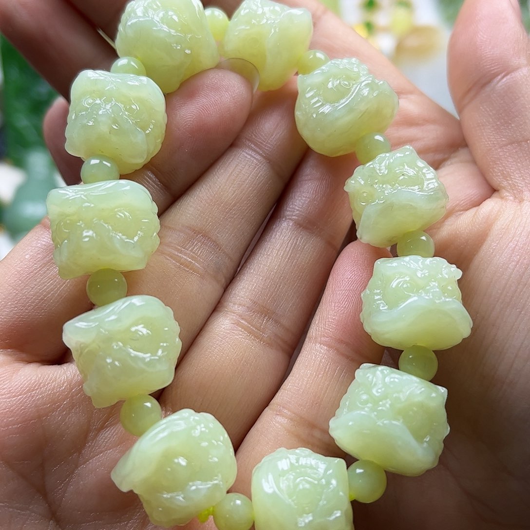 和田玉手串未镶嵌