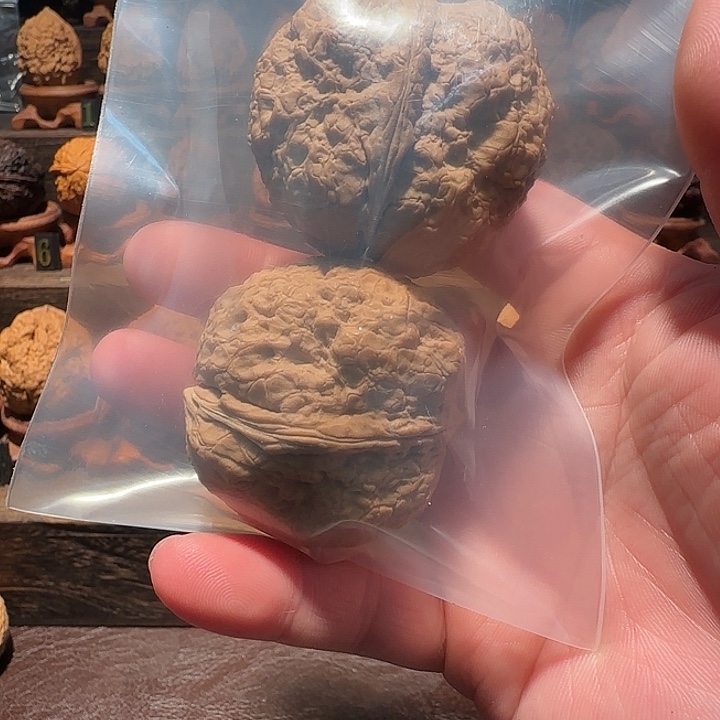 颢***轩核桃经典名款饕餮46尺