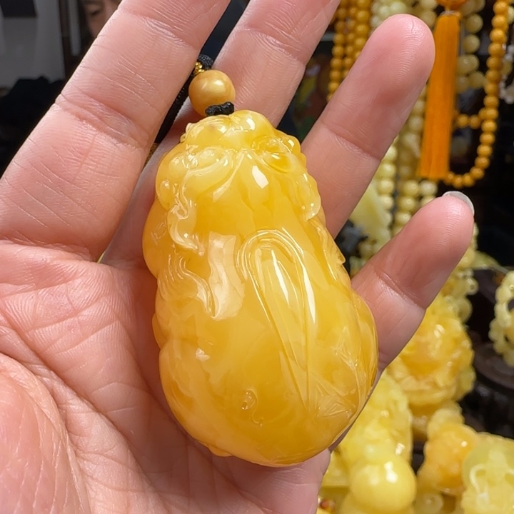 蜜蜡珠宝奇石未镶嵌