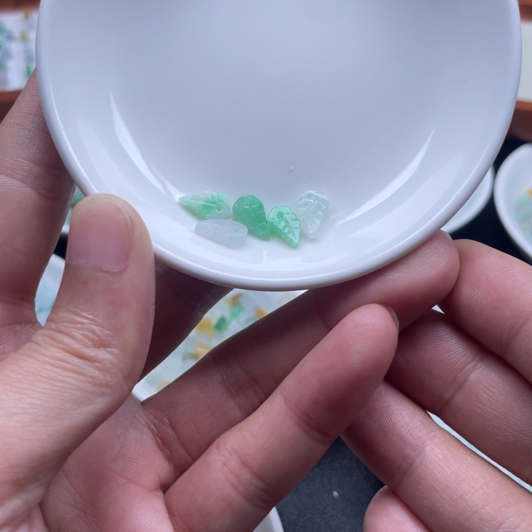 翡翠散珠翡翠叶子5件