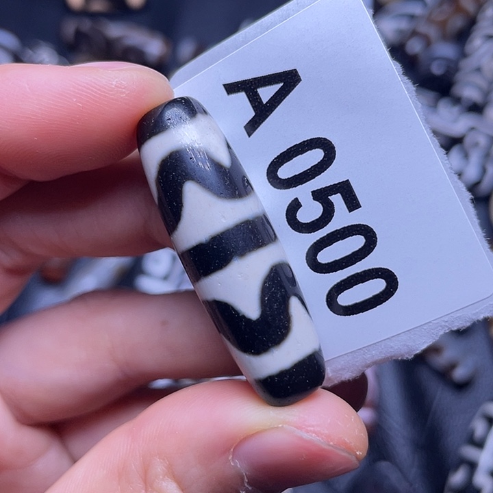 玛瑙/玉髓颈饰未镶嵌瑕疵