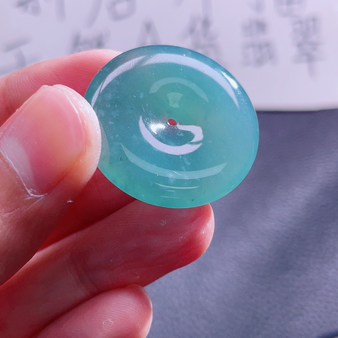 翡翠颈饰未镶嵌999999999