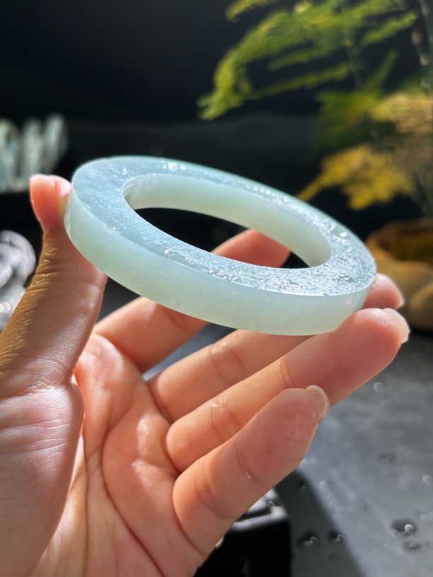 种老冰胶冰蓝正圈圆条天然缅甸翡翠手镯