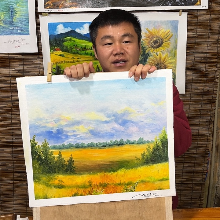 油画行路人小院绘画作品